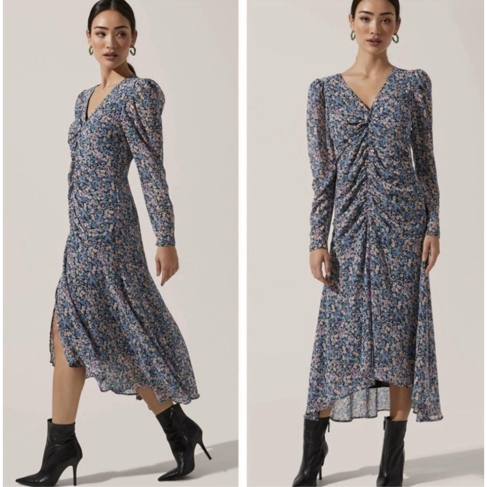 Astr The Label Purple Floral Multi Vneck Ruched Front Midi Dress Size Large